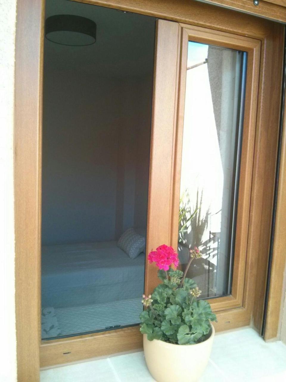 Cal Blai Mora la Nueva Exterior foto