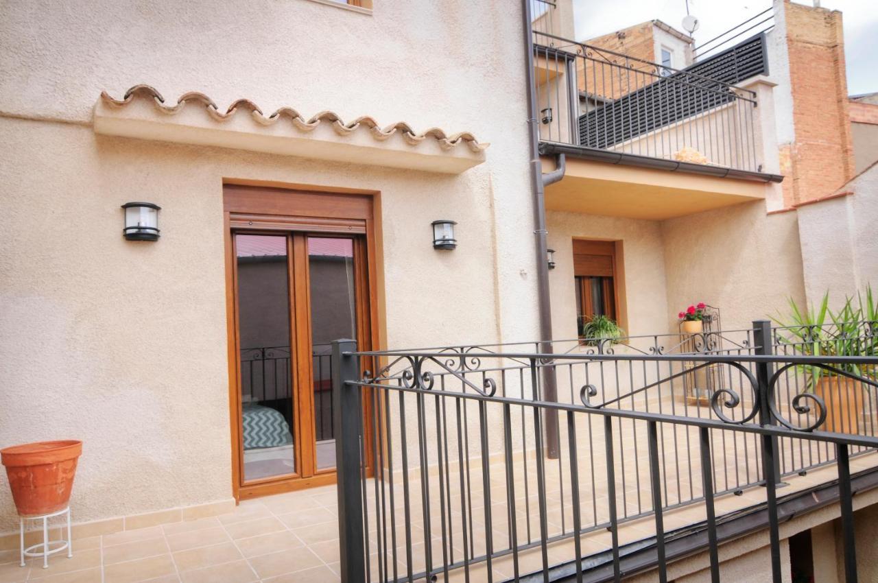 Cal Blai Mora la Nueva Exterior foto